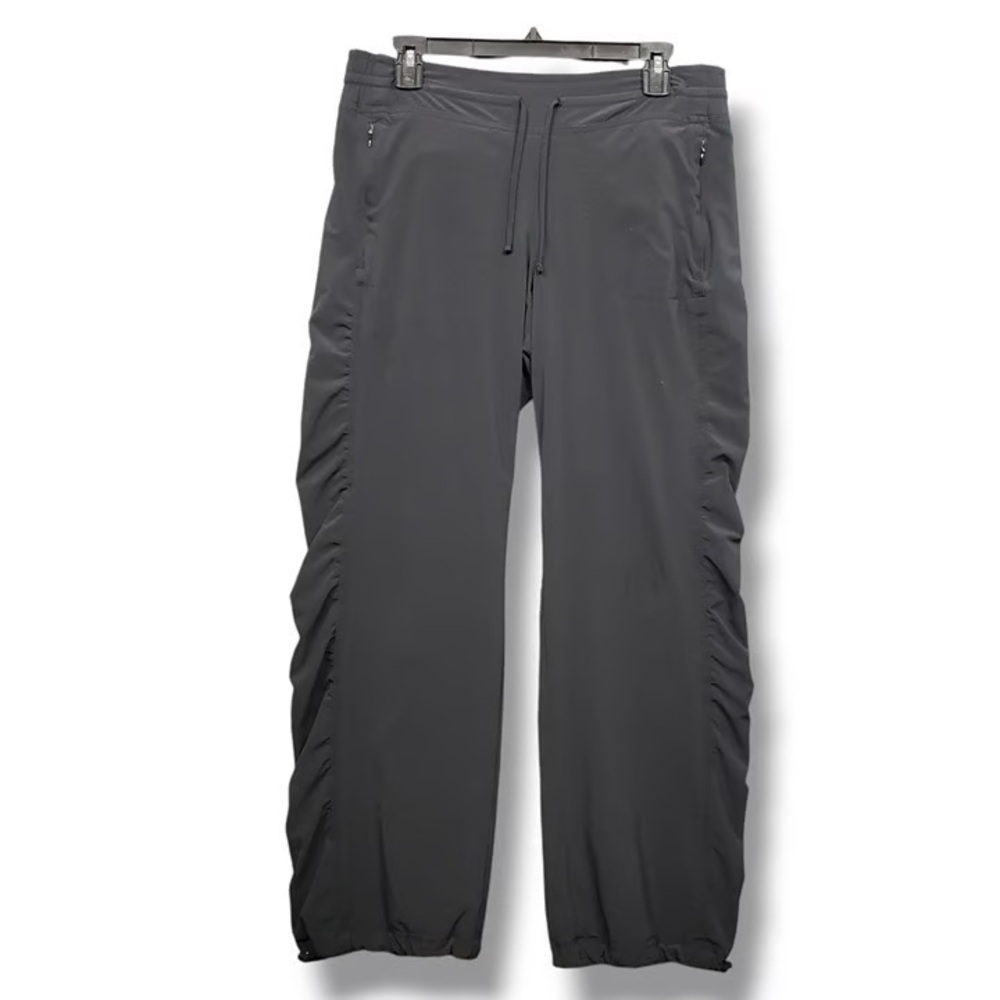 Athleta La Viva Pant Featherweight Stretch Ruched Black Mid Rise Size 4